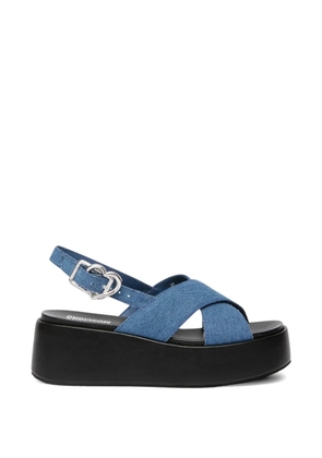 Love Moschino criss cross buckle sandals - Blue