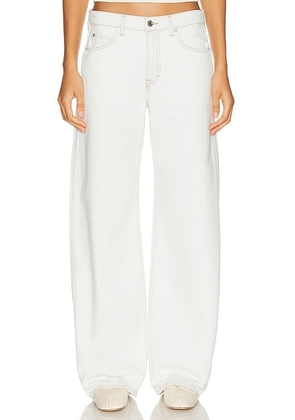 GRLFRND Austen Low Rise Curve in Spring St - White. Size 25 (also in 23, 24, 26, 27, 28, 29, 30, 31, 32).