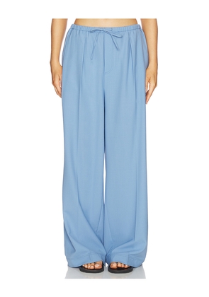 CLOSED Wynston Wide Leg Pants in Blue. Size L. Also in S, XS, M, XL.