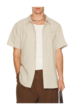 Marine Layer Seersucker Classic Shirt in Cream. Size L. Also in S, M, XL/1X.