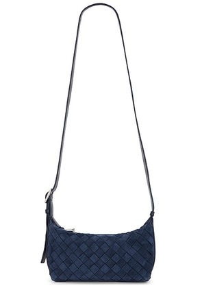 Bottega Veneta Intr.15 Light Suede Avenue Pouch in Neptune & Silver - Navy. Size all.