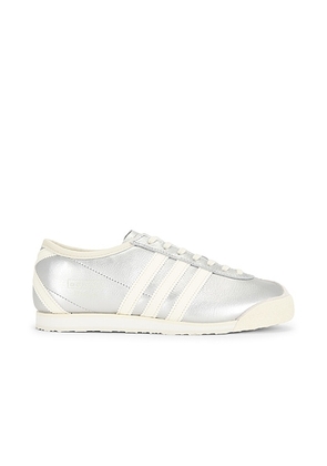 Adidas Originals Italia 70's Sneaker in Silver Metallic  Cream White  & Ice Gold Metallic - Metallic Silver. Size 11 (also in ).