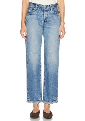 Moussy Vintage Dorchester Straight Leg Jeans in Blue - Blue. Size 25 (also in 23, 24, 26, 27, 28, 29, 30, 31, 32).