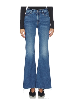 MOTHER The Doozy Sneak Jeans in Blue. Size 24. Also in 27, 31.