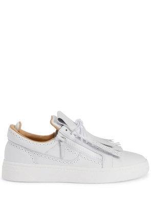 Giuseppe Zanotti GZ94 kiltie low-top leather trainers - White