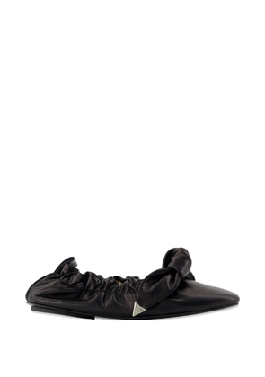 Toga Pulla ruched-detail ballet flats - Black
