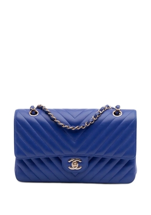 CHANEL Pre-Owned 2017-2018 Medium Classic Chevron Lambskin Double Flap shoulder bag - Blue