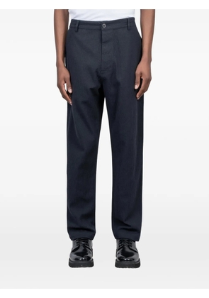 Universal Works buttoned chino trousers - Blue