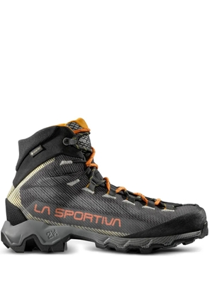 La Sportiva Aequilibrium Hike GTX lace-up boots - CARBON/PAPAYA