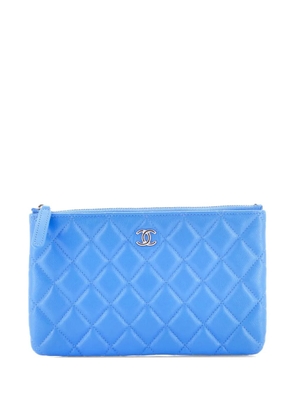 CHANEL Pre-Owned O Case Quilted Caviar Small clutch bag - Blue