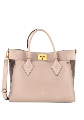 Louis Vuitton Pre-Owned On My Side Leather with Monogram Canvas MM tote bag - Brown