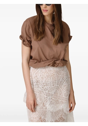 PNK patch-detail T-shirt - Brown