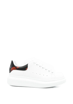 Alexander McQueen Oversized low-top skull-details sneakers - White