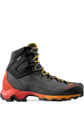 La Sportiva Aequilibrium Trek GTX hiking boots - Grey