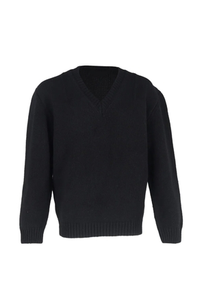 Prada Pre-Owned knitted V-neck sweater - Black