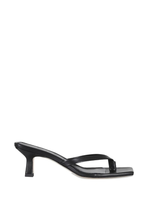 Aeyde strappy thong sandals - Black
