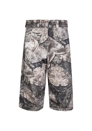 ROA moth print three-quarter trousers - Grey