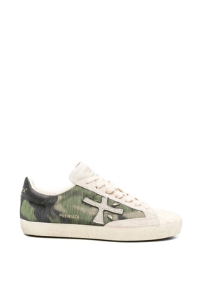 Premiata logo-appliqué sneakers - Green