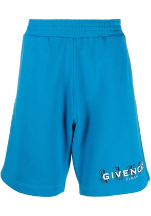 Givenchy x Josh Smith logo print shorts - Blue