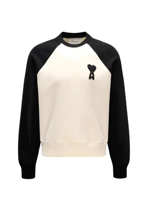AMI Paris appliqué-logo sweatshirt - Neutrals