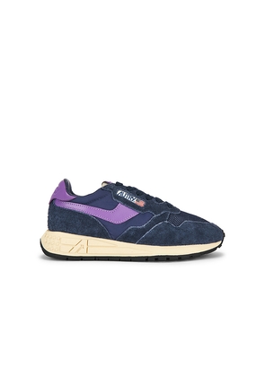 Autry Reelwind Low Sneaker in Navy. Size 36. Also in 37, 38, 39, 40.
