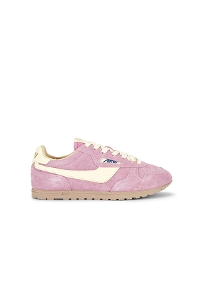 Autry Windspin Low Sneaker in Rose Pompadur & Rutabaga in Pink. Size 36. Also in 37, 38, 39, 40, 41.