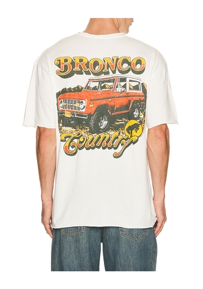 Junk Food Bronco Country Tee in White. Size L/XL. Also in S/M.