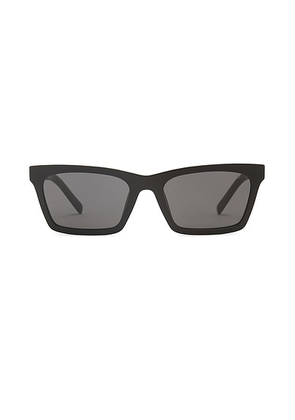 Miu Miu Cat Eye Sunglasses in Black - Black. Size all.