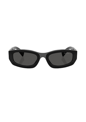 Miu Miu Rectangular Sunglasses in Black - Black. Size all.