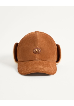 Valentino Garavani Valentino Garavani Vlogo Signature baseball cap in suede and sheepskin Man BROWN/BUTTER 57