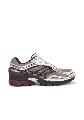 Saucony Progrid Omni 9 Sneakers in Tan & Maroon - Brown. Size 8.5 (also in ).