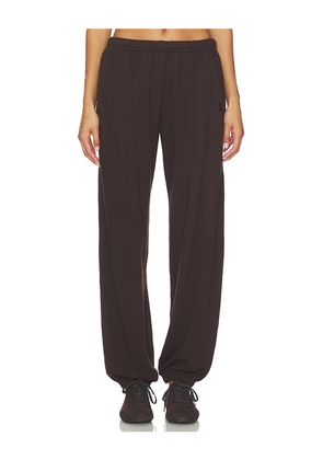 Eterne Boyfriend Lightweight French Terry Pocket Sweatpant in Brown. Size L. Also in S.