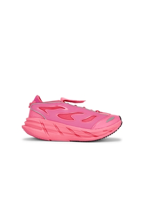 adidas by Stella McCartney Adistar Sneaker in Pink. Size 7.5. Also in 8, 8.5.