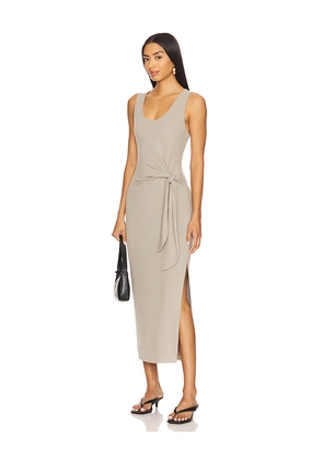 HEARTLOOM Kimora Dress in Grey. Size M. Also in XL.