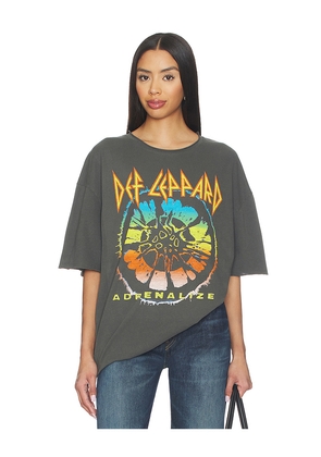 Junk Food Def Leppard The Biggie Tee in Black. Size L/XL. Also in S/M.