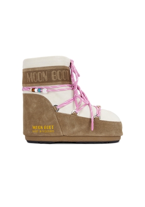 MOON BOOT X Guest in Residence Low Suede Beads Boot in Brown. Size 39/41. Also in 36/38.