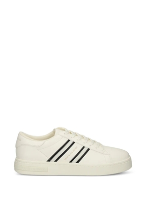 Armani Exchange stripe-detail sneakers - White