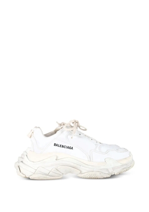 Balenciaga Pre-Owned Triple S lace-up sneakers - White
