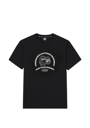 FINGERCROXX graphic-print T-shirt - Black