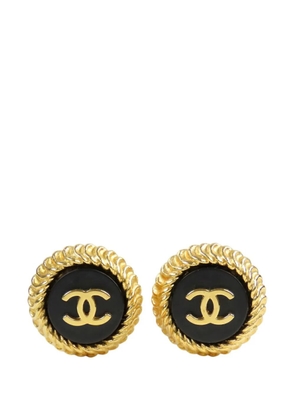 CHANEL Pre-Owned 1995 CC Gold Plated and Resin Round Button Clip On Earrings costume earrings - Black