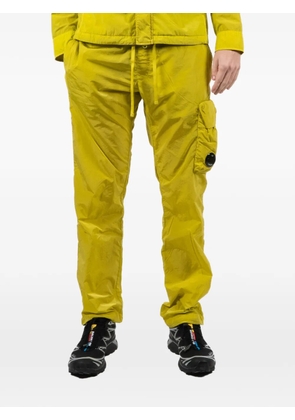 C.P. Company logo-patch cargo trousers - Yellow