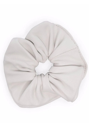 Manokhi textured leather scrunchie - White