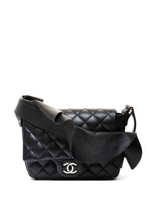 CHANEL Pre-Owned 2019 quilted shoulder bag - Black