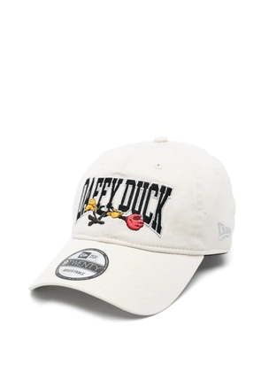 NEW ERA CAP x Looney Tunes Washed Daffy Duck 9TWENTY cap - Neutrals