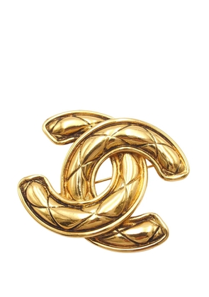 CHANEL Pre-Owned 1970-1980 Gold Plated Quilted CC Brooch costume brooch