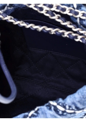 CHANEL Pre-Owned 22 Chain Quilted Stitched Denim Mini hobo bag - Blue