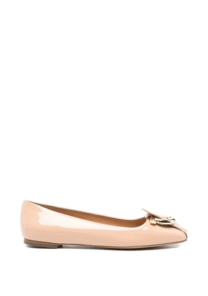 Ferragamo buckle-detail ballet flats - Pink