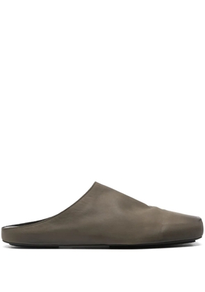 Uma Wang square-toe leather slippers - Green