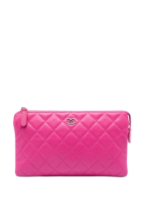 CHANEL Pre-Owned 2015-2016 Quilted Caviar CC Enamel Double Zip clutch bag - Pink