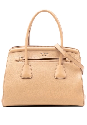 Prada Pre-Owned 2000-2025 Vitello Daino Cuir Frame Convertible Tote satchel - Brown